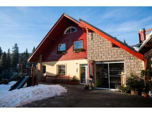 Hostal Penzion Uko