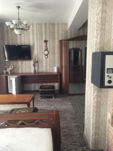 Hotel Kavkaz
