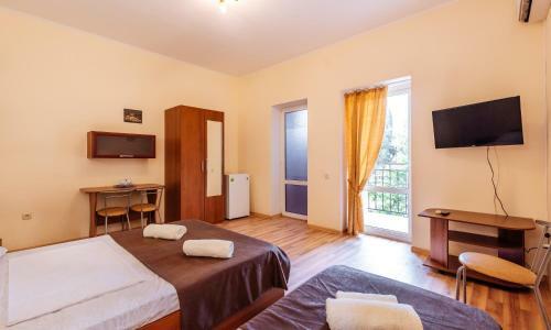 Hostal Planeta Guest House