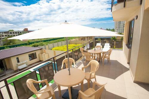 Hostal Karamel Guest House