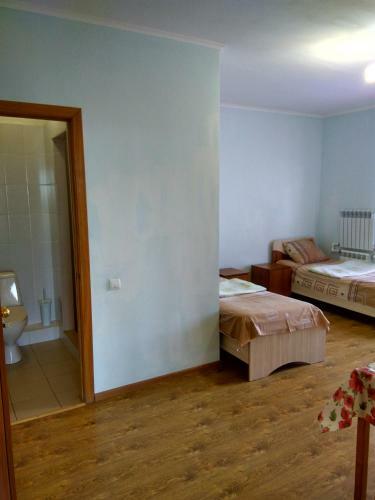 Hostal On Krasnodarskaya Guest House