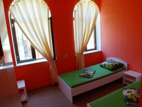 Hostal Guest House On Solnechnaya 13