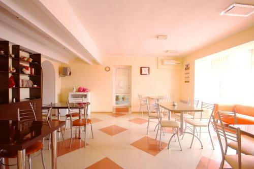 Hostal Solnechniy Guest House