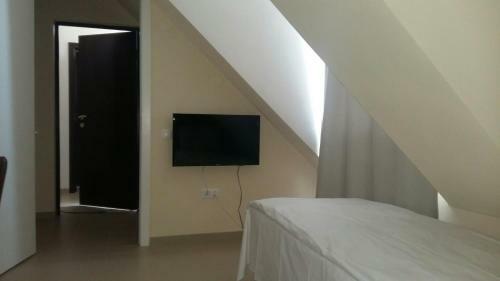 Hostal Health Guest House Zurbagan