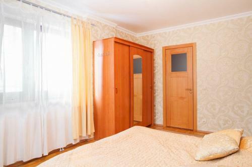 Apartment Complex Daudel 6