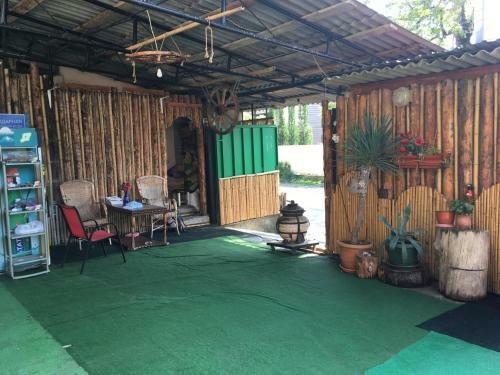 Hostal Prostor Guest House
