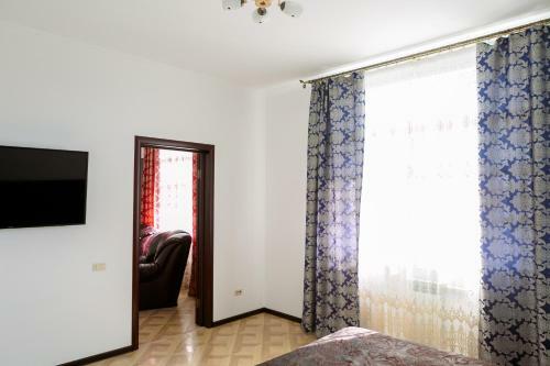 Hotel ????-????