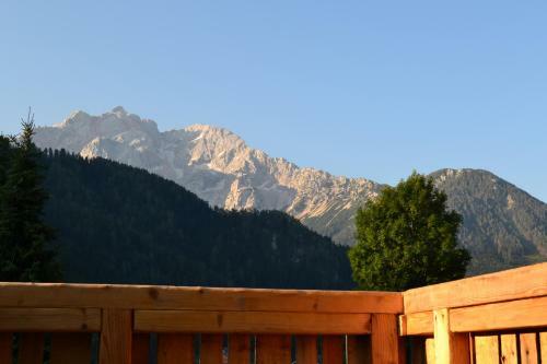 Albergue Cvet Gora - Camping, Glamping And Accomodations