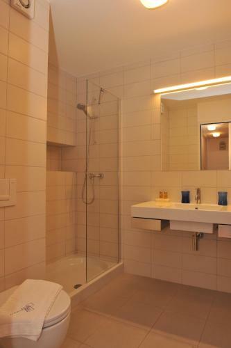 Apartment Bor Tour As