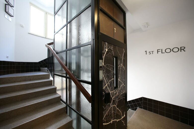 Urban Hotel