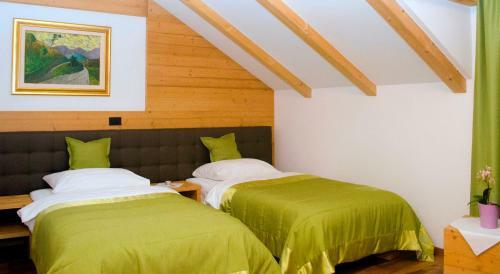 Hostal Guest House Gosti??e Jutri?a