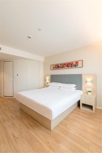 Hotel Hanting Xuchang Yanling Huabo Avenue