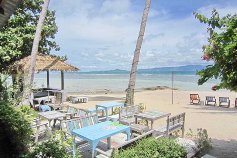 Hotel Thaniza Beachfront Resort
