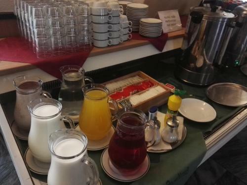 Hotel Jest?�b�