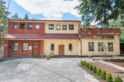 Hostal Penzion Patron