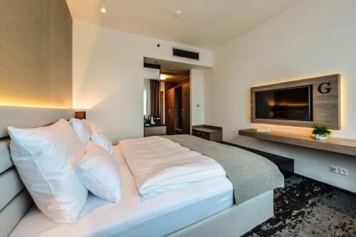 Grid Hotel