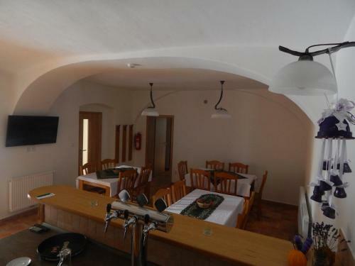Hostal Penzion Bedn�??v Dv?r