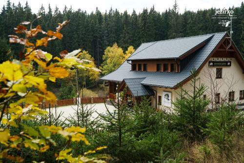 Hostal Penzion Jezirko