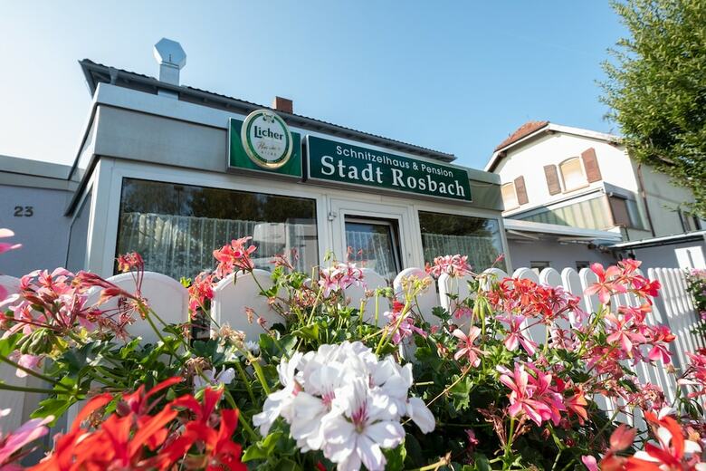 Hostal Schnitzelhaus Und Pension Stadt Rosbach