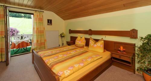 Hostal Landpension & Gasthaus Monika