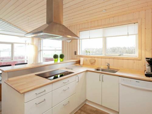 Two-bedroom Holiday Home In Tranek�r 1