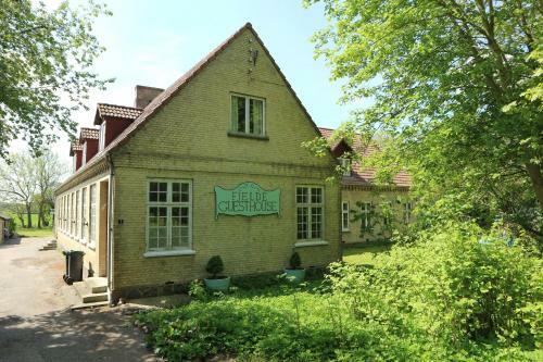 Bed & Breakfast Fjelde Guesthouse