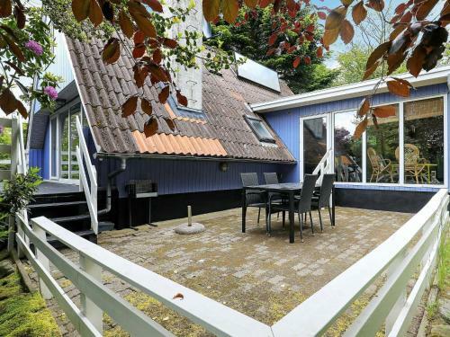 Four-bedroom Holiday Home In Nex� 17
