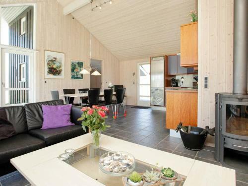 Holiday Home Karinavej