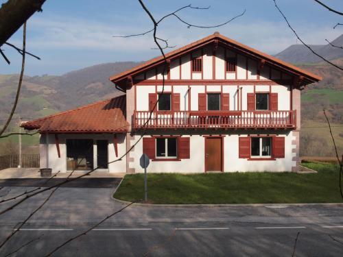 Apartamento Mendialdea Amaiur Bazt�n