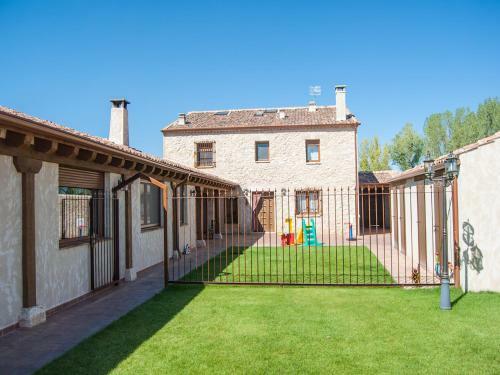 Agroturismo La Fuente Del Pinar