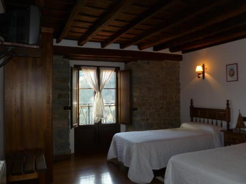 Agroturismo La Posada De Vi��n - Casa Reda
