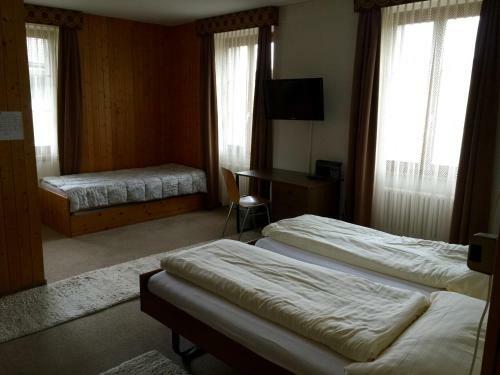 Posada Gasthof Zum Roten Thurm