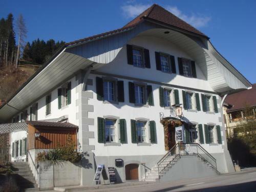 Posada Gasthof Zum Roten Thurm