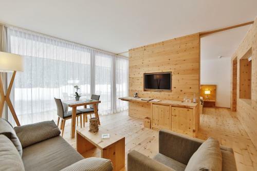 Relais & Ch�teaux In Lain Hotel Cadonau