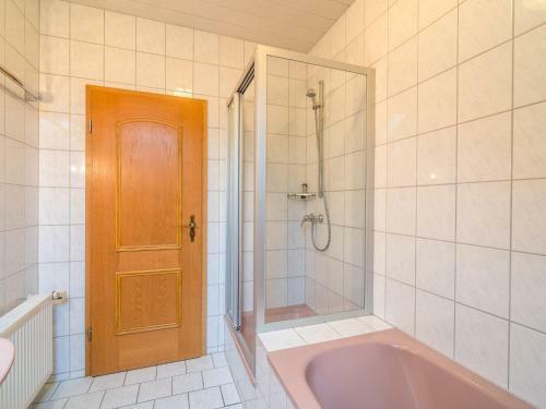 Modern Apartment In Eschfeld Germany With Sauna