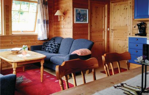 Holiday Home Hyllestad Lifjorden