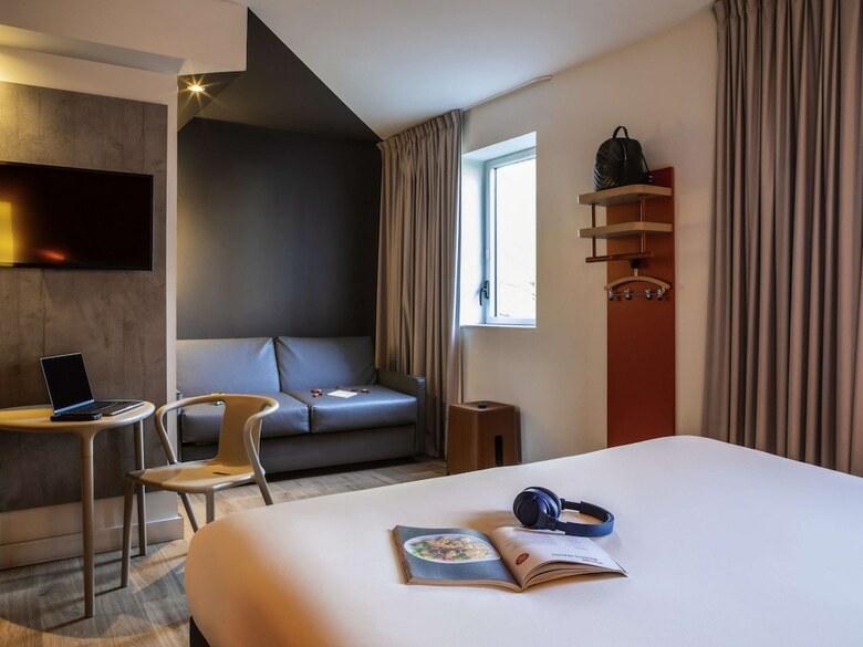 Hotel Ibis Budget Paris Clichy Mairie