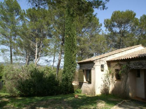Spacious Holiday Home In Draguignan With Large Pool