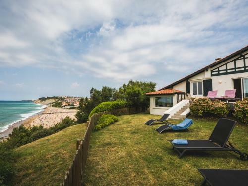 Guethary Villa Sleeps 6 Air Con Wifi
