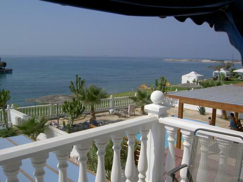 Zygi Beachfront Villa