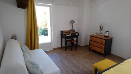 Bed & Breakfast Chambres D'h�tes Du Domaine De Lansac