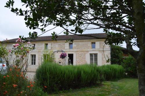 Bed & Breakfast Chambres D'h�tes Du Domaine De Lansac
