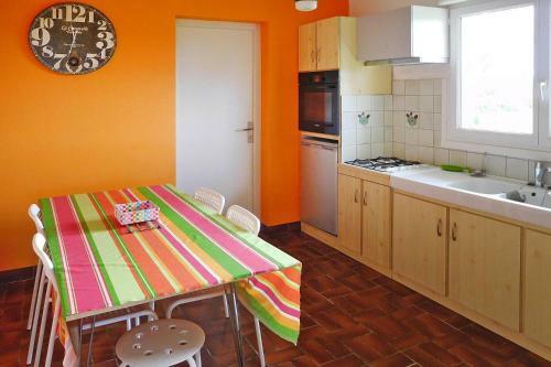 Holiday Home Land�da - Bre051018-f