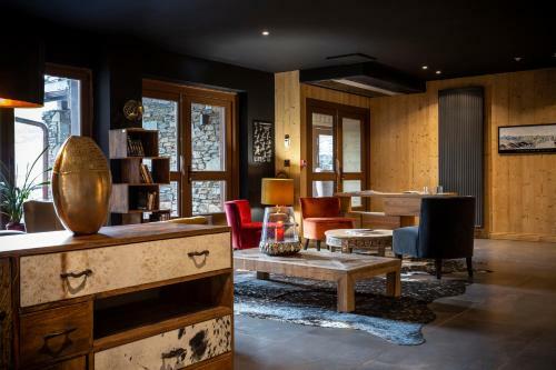 Apartamentos Chalet Des Neiges - Daria I Nor