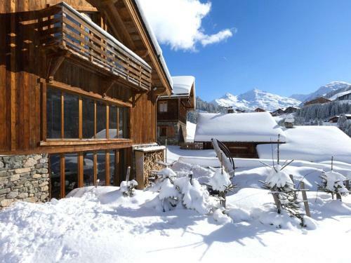 Chalet Route De Mottaret