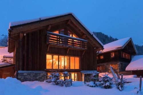 Chalet Route De Mottaret