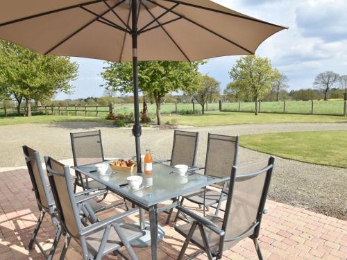 Charming Holiday Home In Le Teilleul With Garden