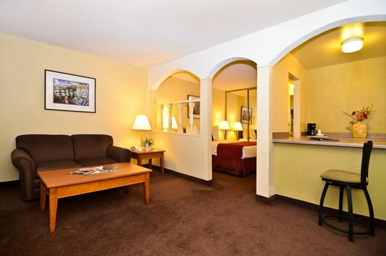 Best Western Mardi Gras Hotel & Casino, Las Vegas, NV (Nevada NV)