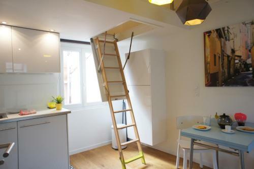 Apartamento Superbe Studio Vieux Nice - Calme Et Climatis�