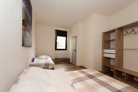 Bed & Breakfast Hotel Restaurant De L Europe